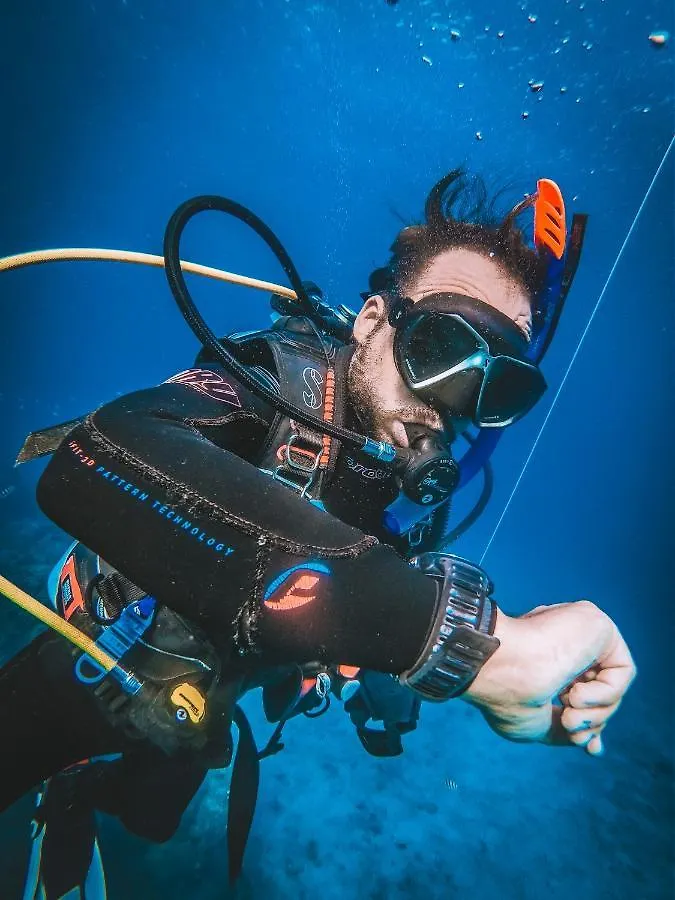 Dpm Koh Tao Diving Hotel & Bar Penzion